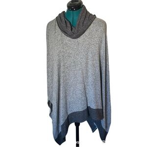 White House Black Market Gray Poncho